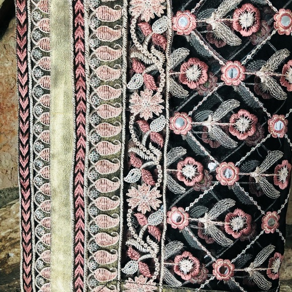 Meet your Posher, Nabila - Picture 10 of 10